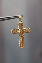 Load image into Gallery viewer, 18K Yellow Gold Lightweight Square Cross Pendant Necklace 30.7mm
