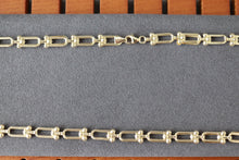 Load image into Gallery viewer, 18K Yellow Gold U-Bar Link Necklace
