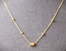 Load image into Gallery viewer, 18K Yellow Gold Lightweight Barrel Pendant Necklace
