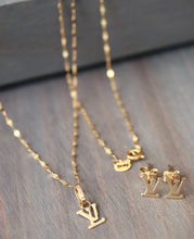 Load image into Gallery viewer, 18K Yellow Gold Lightweight Pendant Necklace &amp; Earring Set 5.2mm
