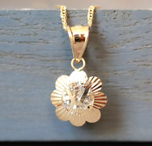 Load image into Gallery viewer, 18K Yellow Gold CZ Flower Pendant Necklace 10mm
