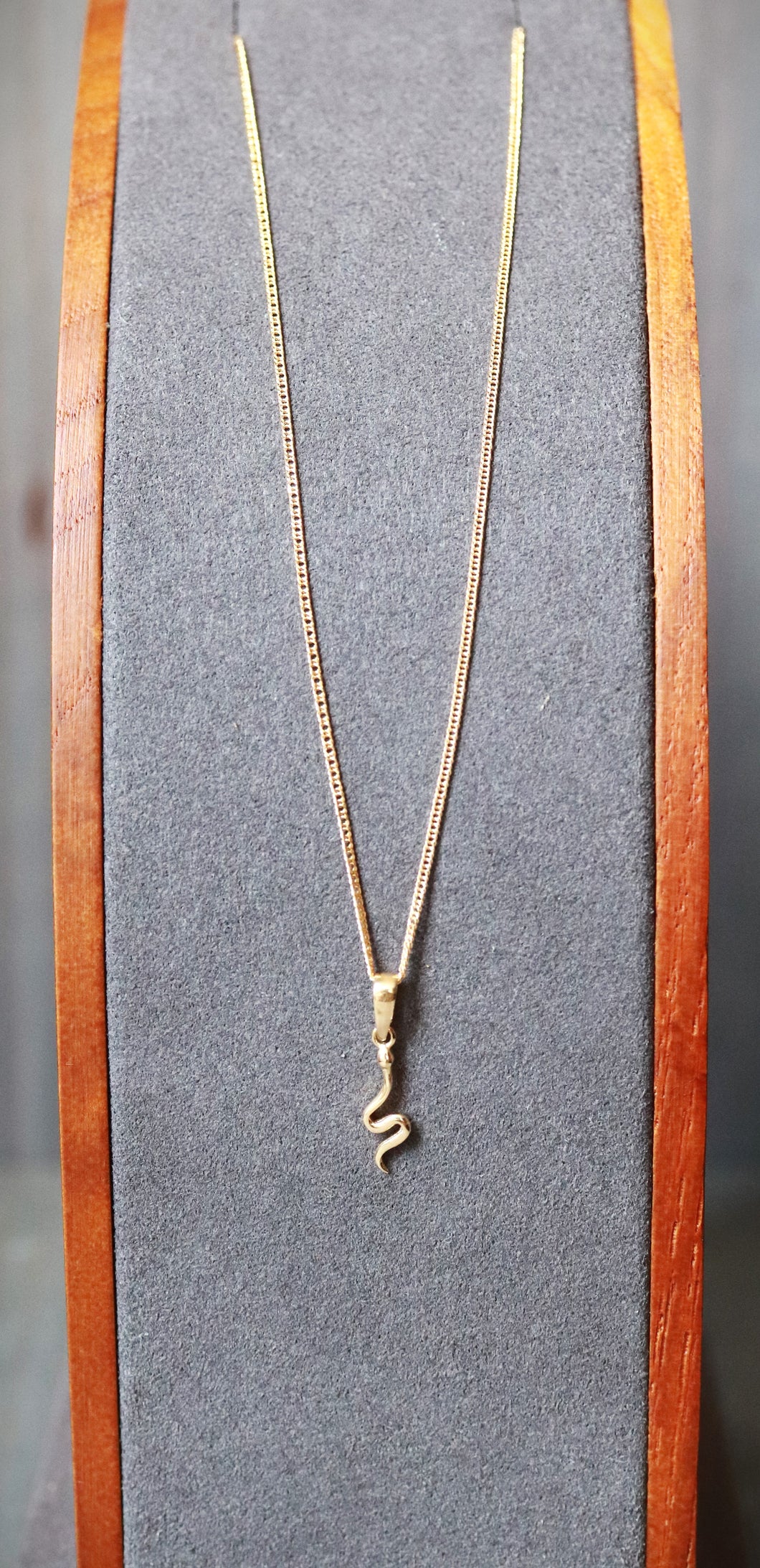 18K Yellow Gold Snake Pendant Necklace