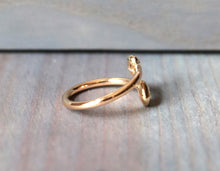 Load image into Gallery viewer, 18K Yellow Gold Wrap Heart Ring
