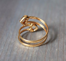 Load image into Gallery viewer, 18K Yellow Gold Double Open Hearts Wrap Ring
